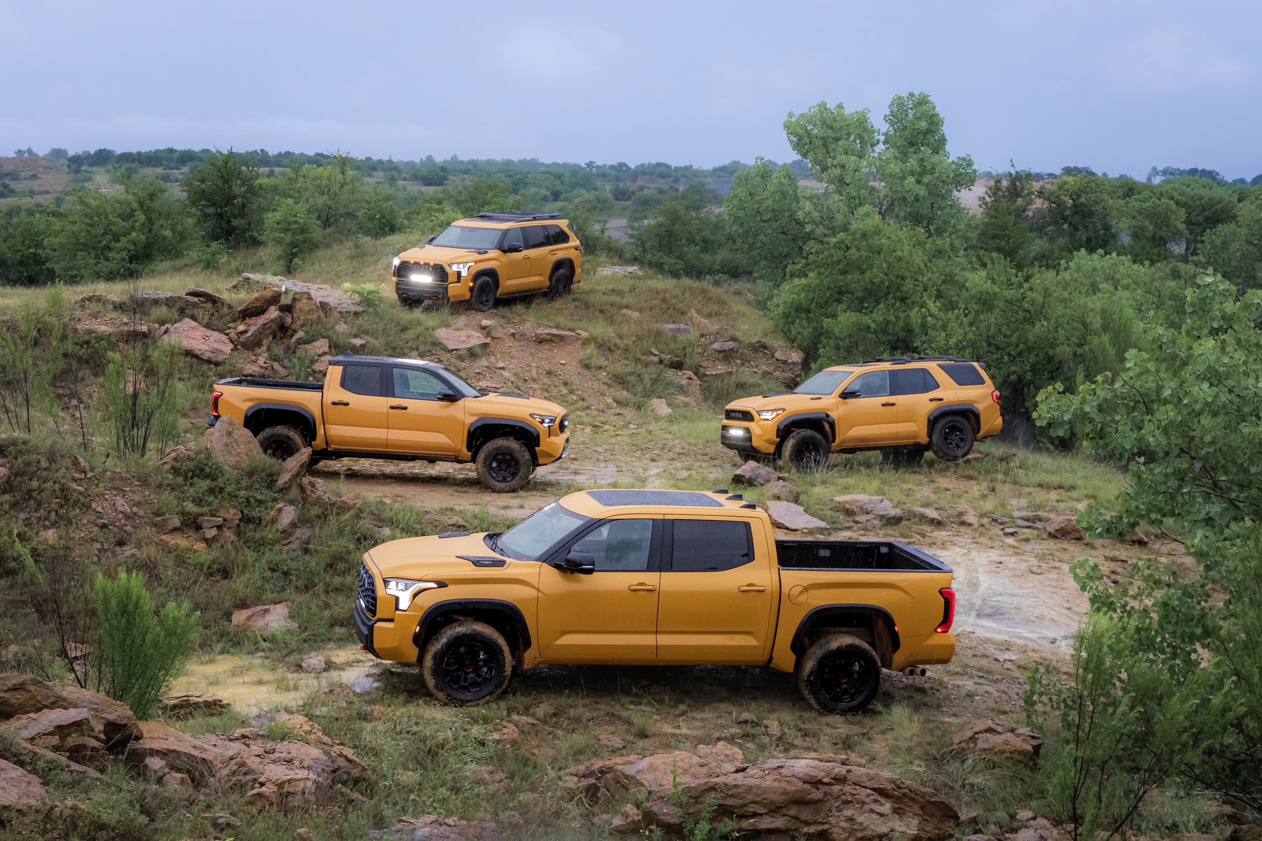 Toyota'nın 2027 TRD Pro Serisine Göz Alıcı Yeni Bal Rengi Boya Geliyor