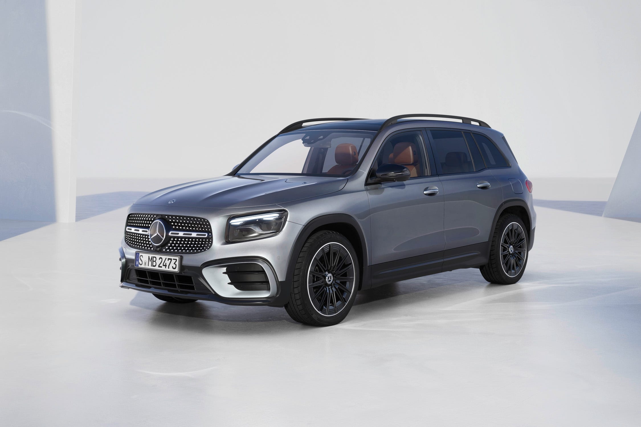 Mercedes-Benz, Kayarak Hareket Edebilecek 310 Bin Aracı Geri Çağırıyor