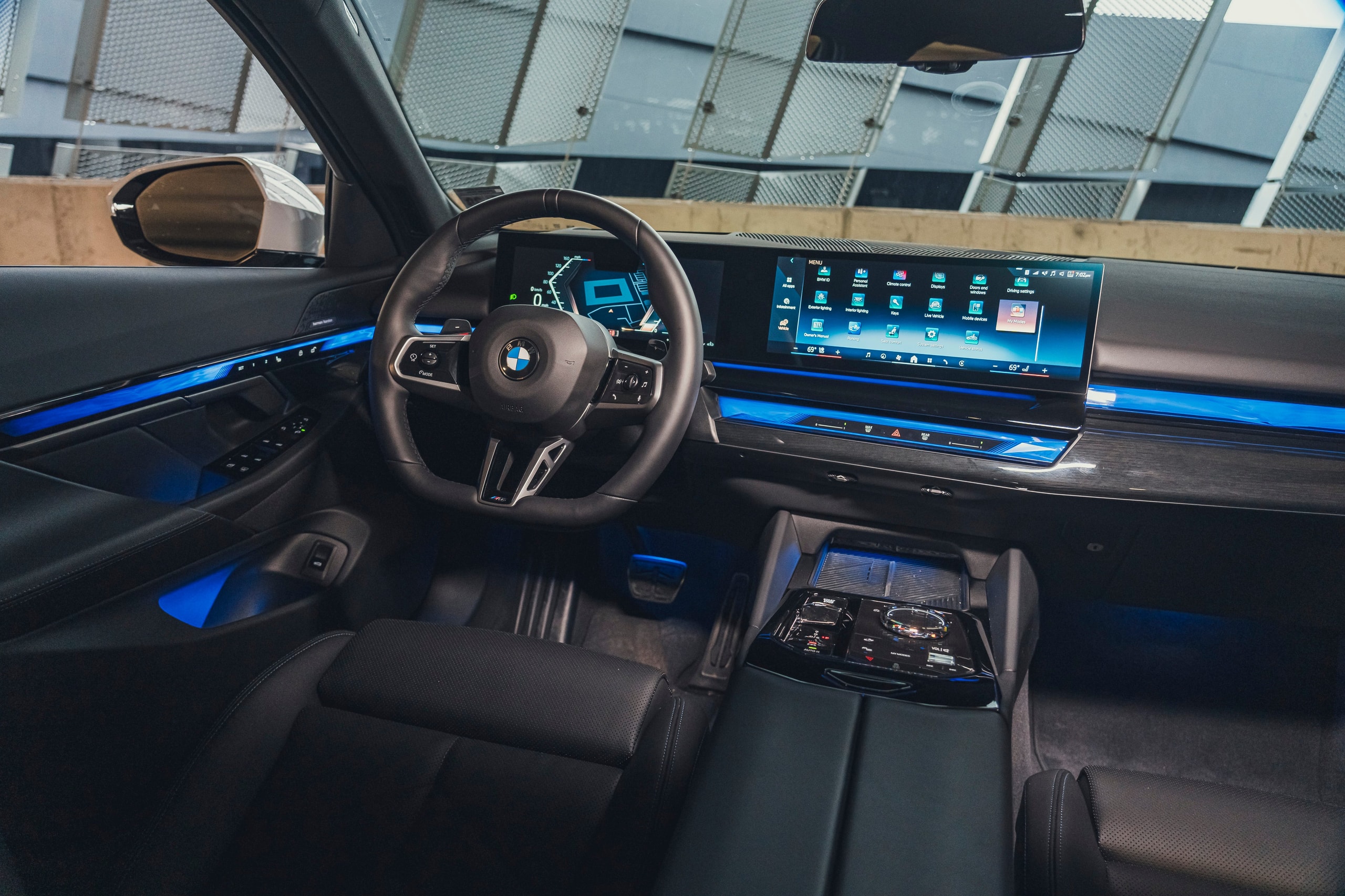 2026 BMW 540i xDrive İç Mekan Fotoğrafları