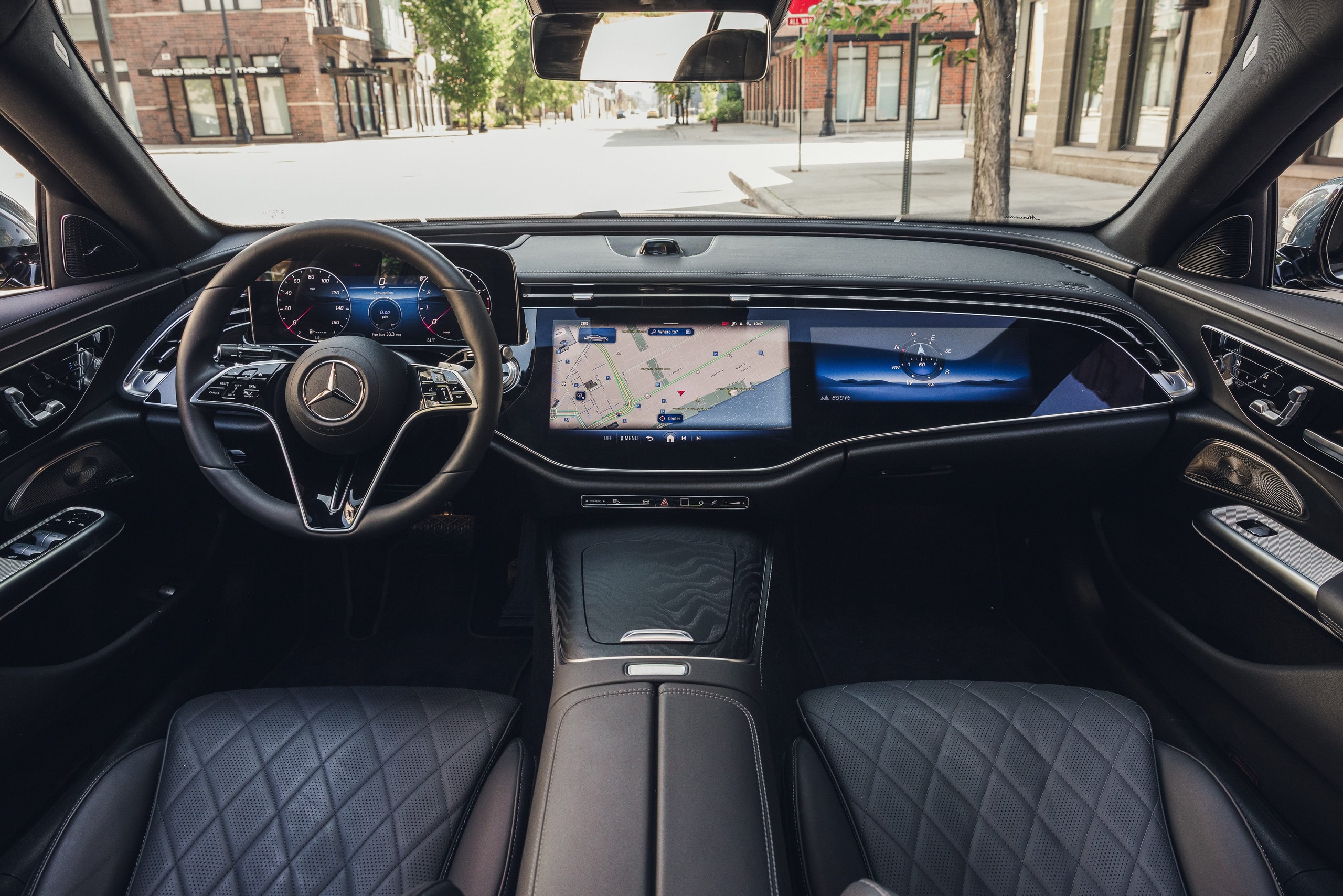 2026 Mercedes-Benz E450 İç Mekan Fotoğrafları