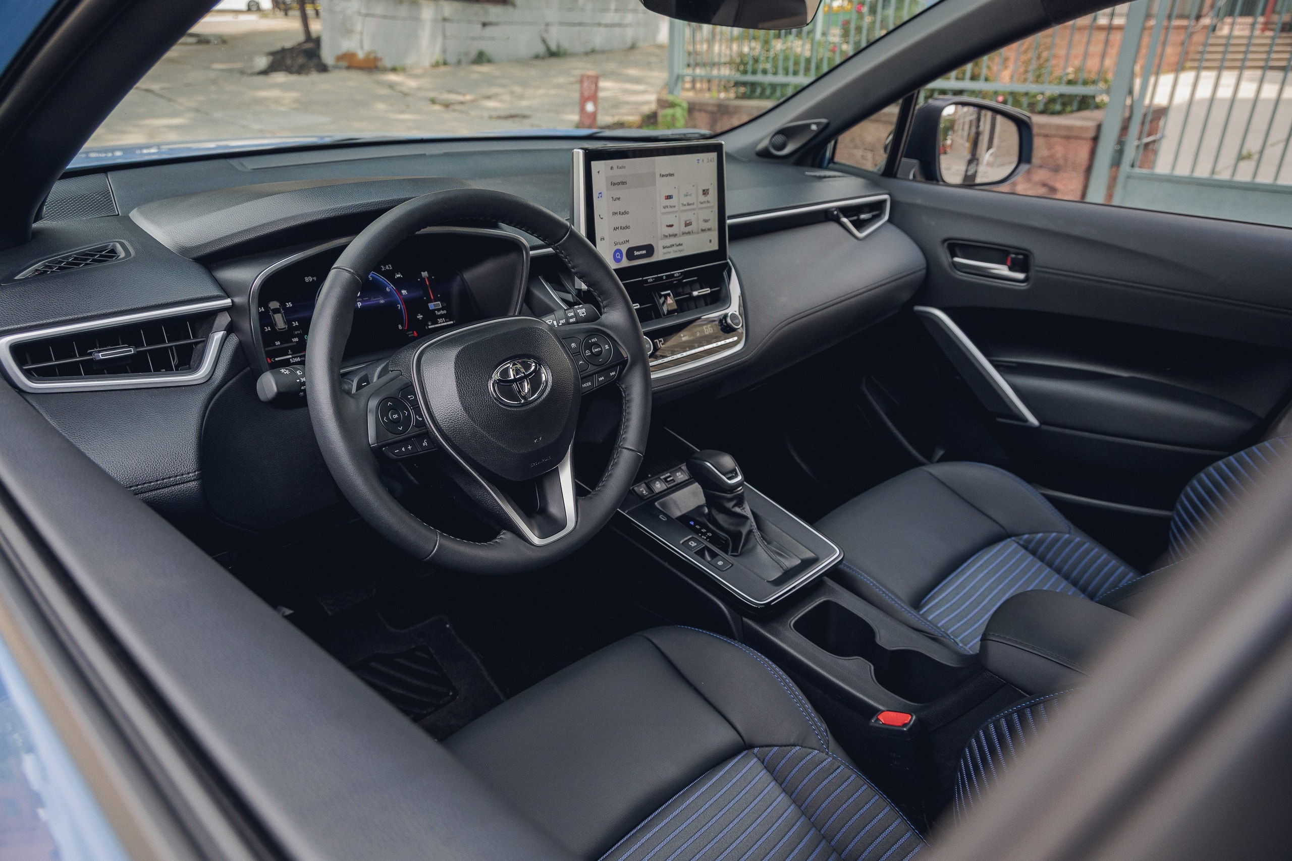 2026 Toyota Corolla Cross Hybrid'in İç Mekan Fotoğrafları