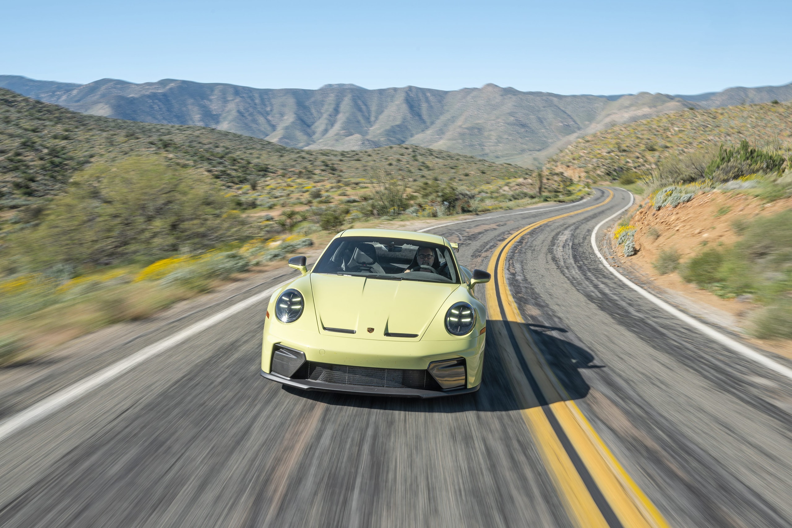 2026 Porsche 911 GT3'ün Dış Mekan Fotoğraflarına Göz Atın