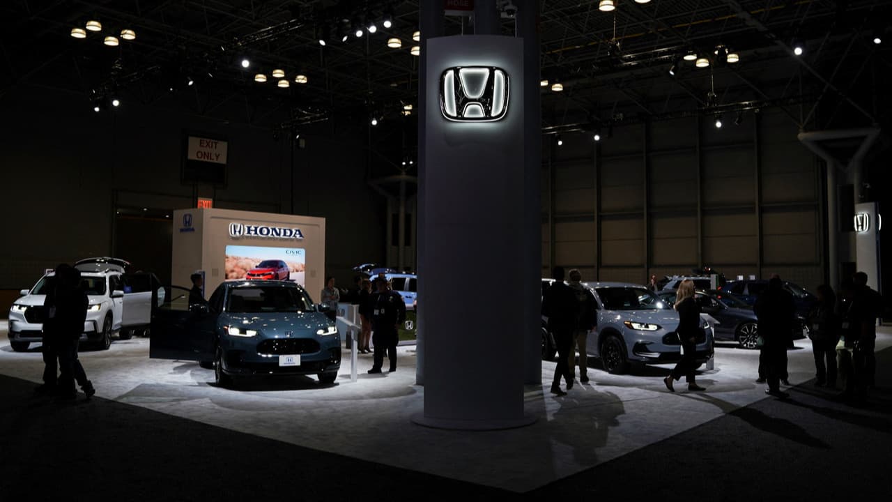 Bir dönem Türkiye'de çok popülerdi: Japon otomotiv devi yeni modelini tanıttı