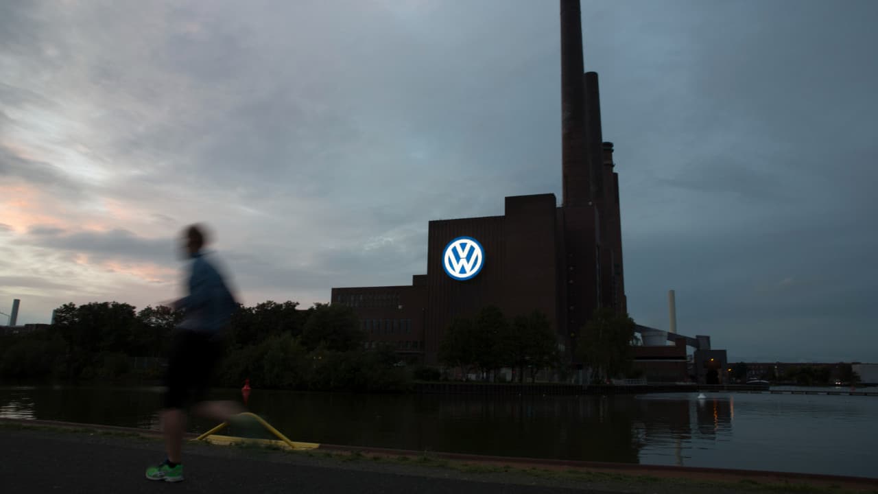 Volkswagen'de maliyet baskısı derinleşti: 50 bin kişilik yeni plan
