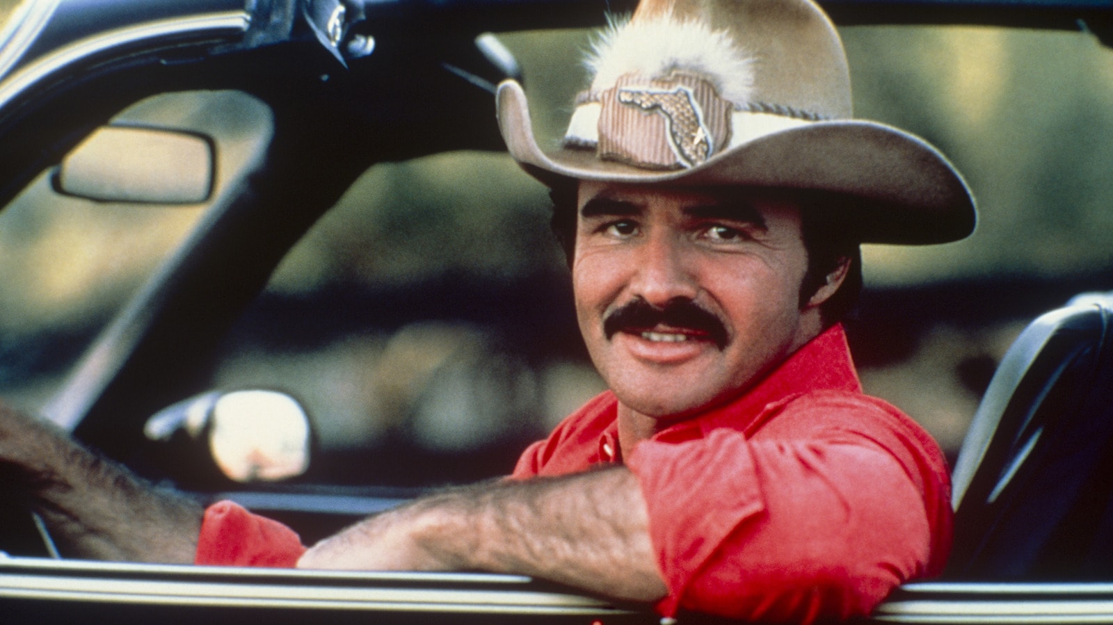 Burt Reynolds 70'lerden İtibaren Ücretsiz Pontiac Trans Am'lar Aldı (GM Onu Kesen Kadar)