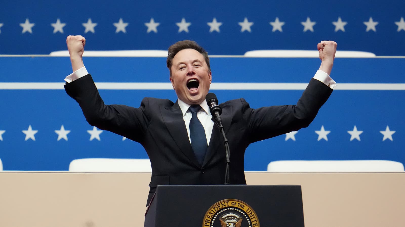 Elon Musk'un Tesla-SpaceX Birleşmesini İstediği Bildirildi ve Tesla China'nın Satışı Bunu Gerçekleştirmenin İlk Adımı Olabilir