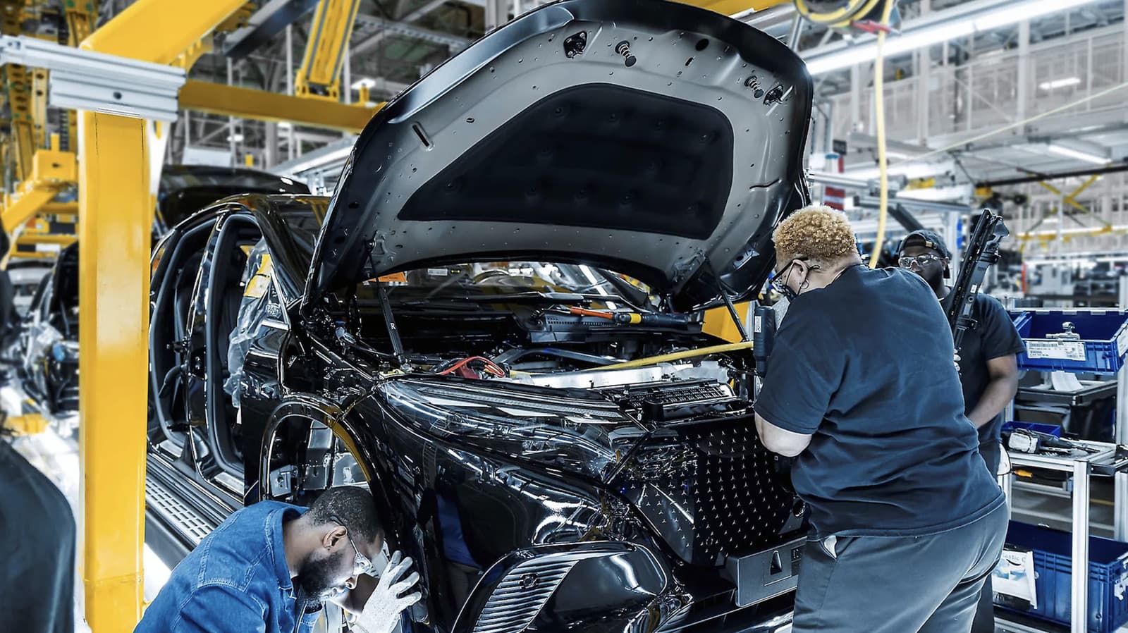 Mercedes-Benz'in, Senato Panosu Tarafından Onaylanan Çin Sahiplik Düzenlemelerine Uymak İçin 2030'a Kadar Süresi Olabilir