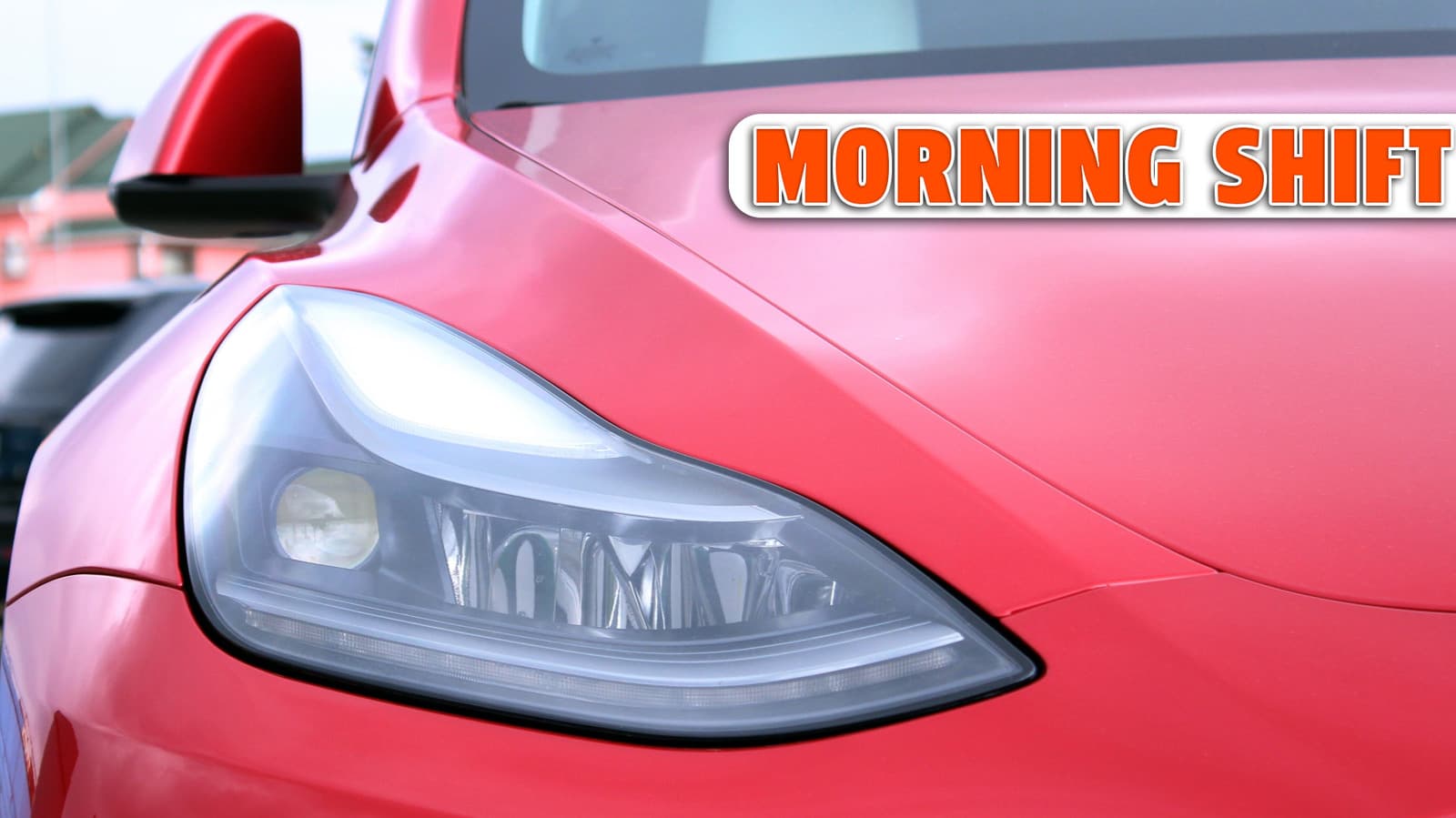 Tesla, Aşırı Parlak Farlar Nedeniyle Geri Çağırmadan Kaçamıyor