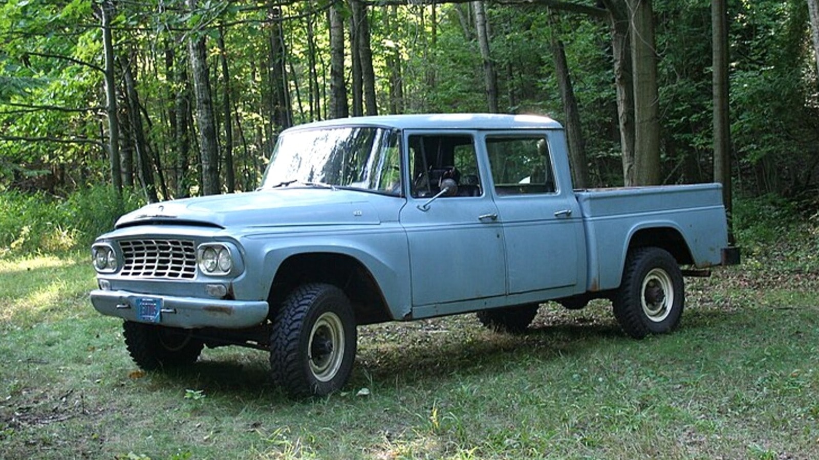 İlk Crew Cab Kamyonu Ford veya Chevy Tarafından Yapılmadı