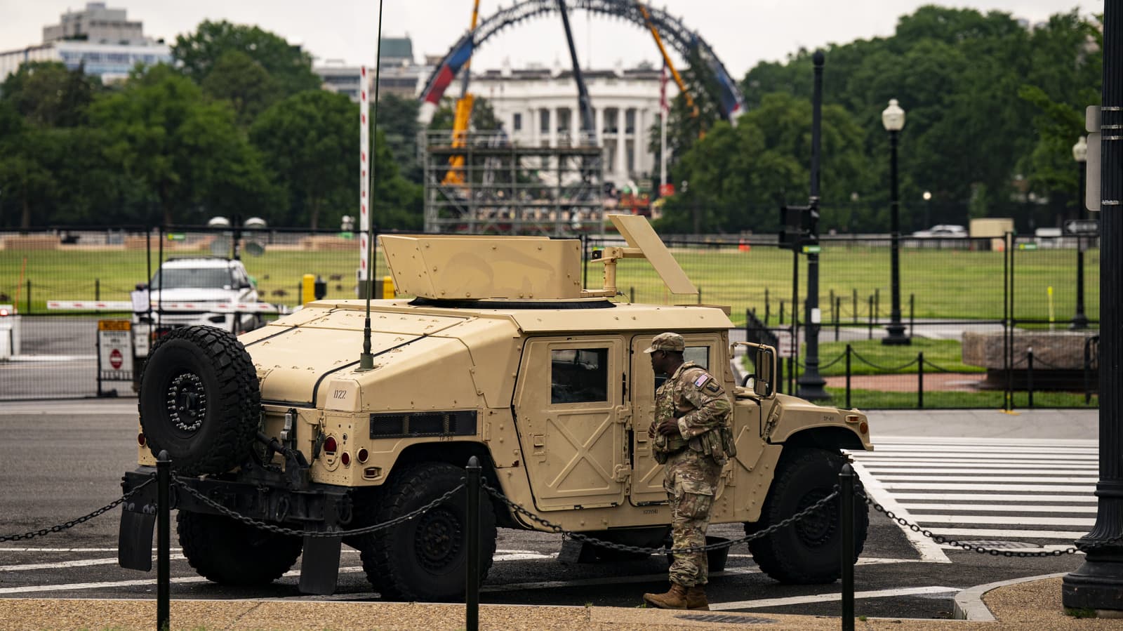 HMMWV'nin Yerini Hangi Araba Alabilir?
